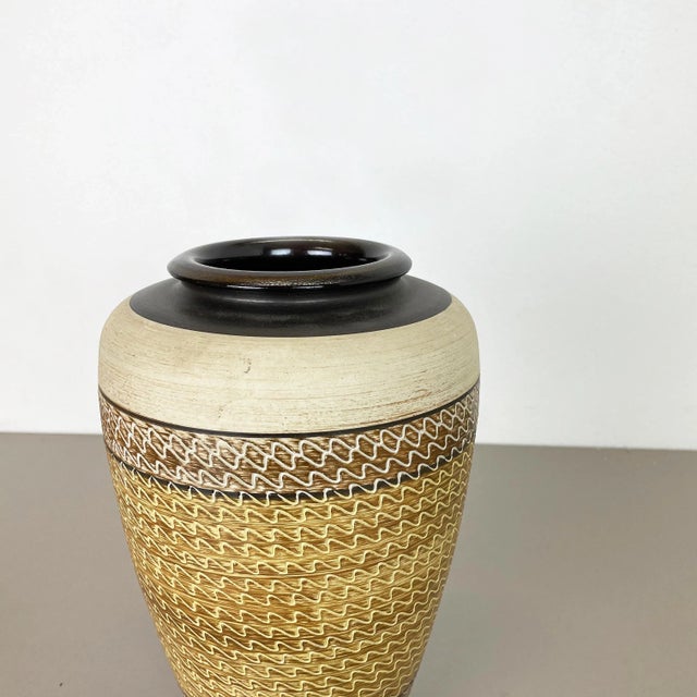 1960s Large Abstract Ceramic Pottery Vase from Dümmler and Breiden, Germany, 1950s For Sale - Image 5 of 15