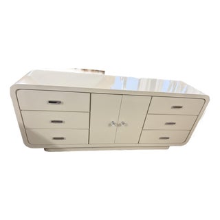 1980s Light Pink Laminate Waterfall 9 Drawers Dresser For Sale