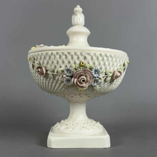 Porcelain Vase with Lid from Capodimonte, 1960s For Sale - Image 4 of 11