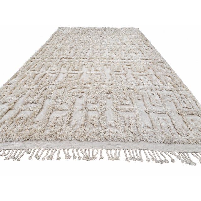 Rh Cabila Wool Rug – 9' × 12' Ivory | 87% Wool & 13% Cotton | Hand-Knotted High-Low Construction (2nd Piece) For Sale - Image 10 of 18