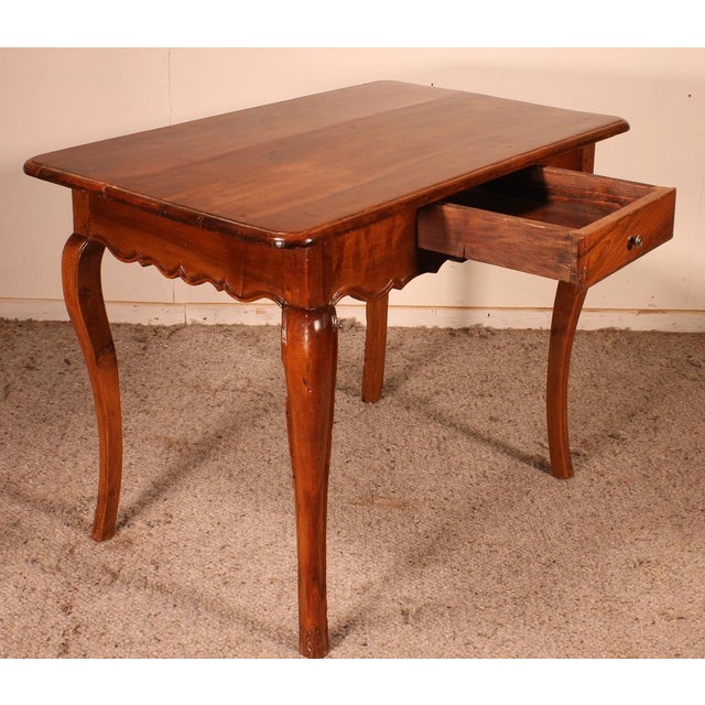 18th Century Side or Writing Table in Walnut For Sale - Image 3 of 12