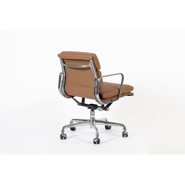 Metal Eames for Herman Miller Aluminum Group Office Chair in Schumacher Vegan Leather For Sale - Image 7 of 13