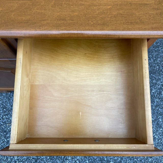 Vintage Ethan Allen by Baumritter American Traditional Heirloom Solid Maple Governor's Cabinet (10-9003) For Sale In Philadelphia - Image 6 of 12