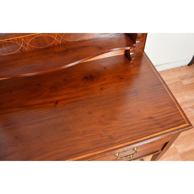 1900s Antique Maple & Co English Hepplewhite Mahogany Ladies Vanity and Mirror For Sale - Image 6 of 17