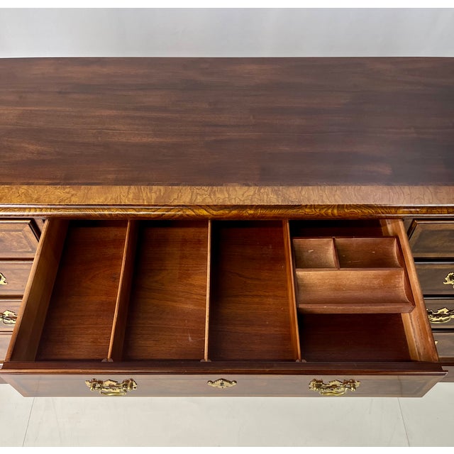 Henredon Late 20th Century Henredon Aston Court Collection Walnut, Myrtle & Ash Burl Double Dresser - Surrey Finish For Sale - Image 4 of 15