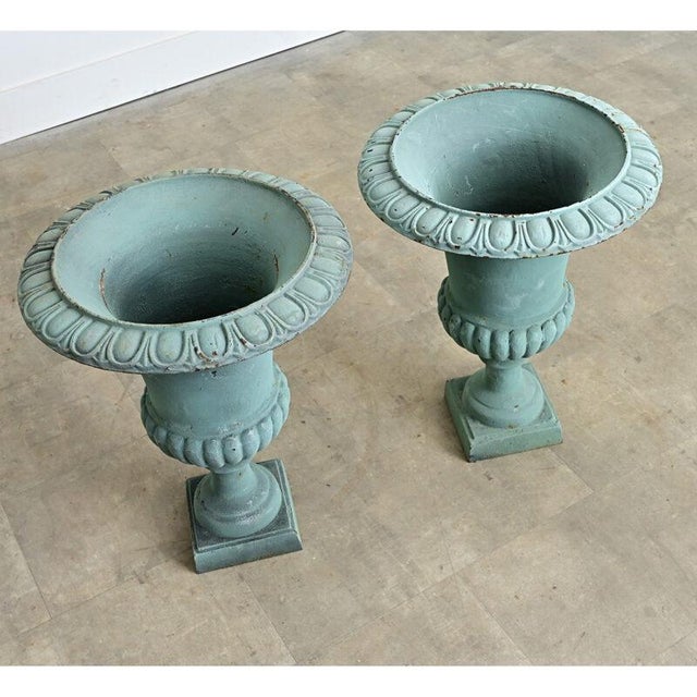19th Century French Pair of 19th Century Cast Iron Planter Urns For Sale - Image 5 of 9