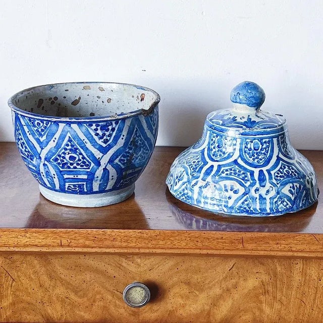 Early 20th Century Antique Blue and White Lidded Pottery Jar For Sale - Image 5 of 9
