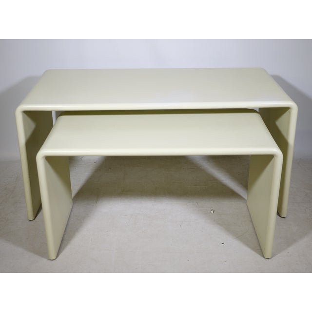Plastic Space Age Nesting Desk in Fiberglass, 1970s, Set of 2 For Sale - Image 7 of 13