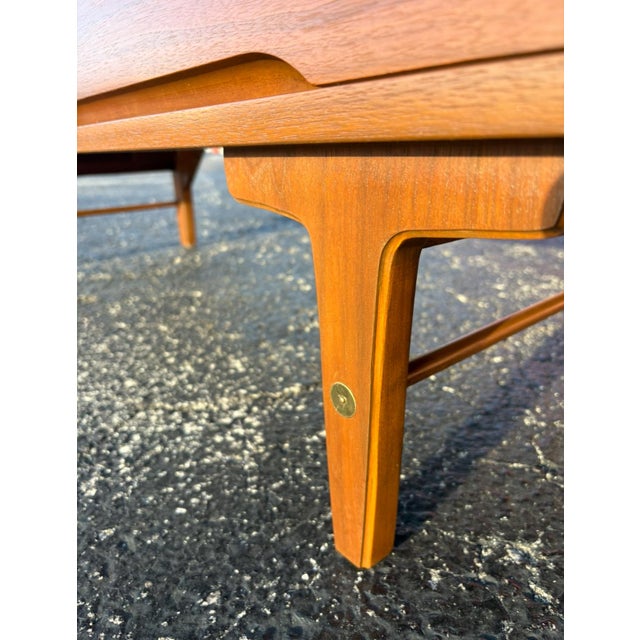 Mid 20th Century Fully-Refinished Mid Century Stanley Sixer For Sale In Tampa - Image 6 of 8