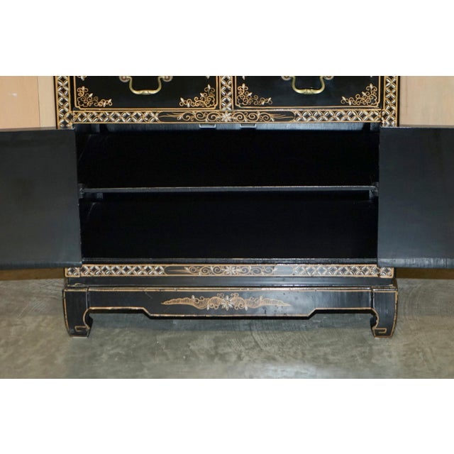 Vintage Chinese Side Cabinet For Sale - Image 18 of 18
