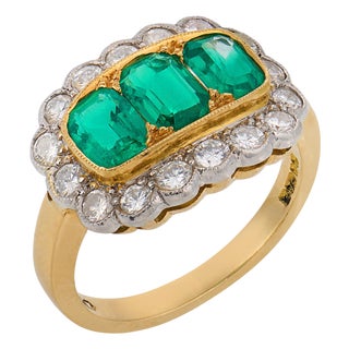 1940s Retro English Gia Colombia No Oil Emerald Diamond 18k Two Tone Gold Ring, Size 4 For Sale