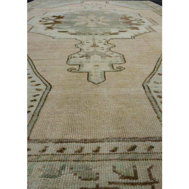 Early 21st Century Turkish Vintage Rug 5' x 7'6" #17704 For Sale - Image 5 of 8