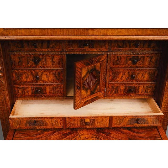 Gründerzeit Office Desk in Walnut, 19th Century For Sale - Image 15 of 18