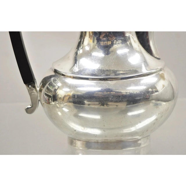 Sheffield Early 20th Century English Victorian Sheffield James Ramsay Dundee Silver Plated Coffee Tea Pot For Sale - Image 4 of 11