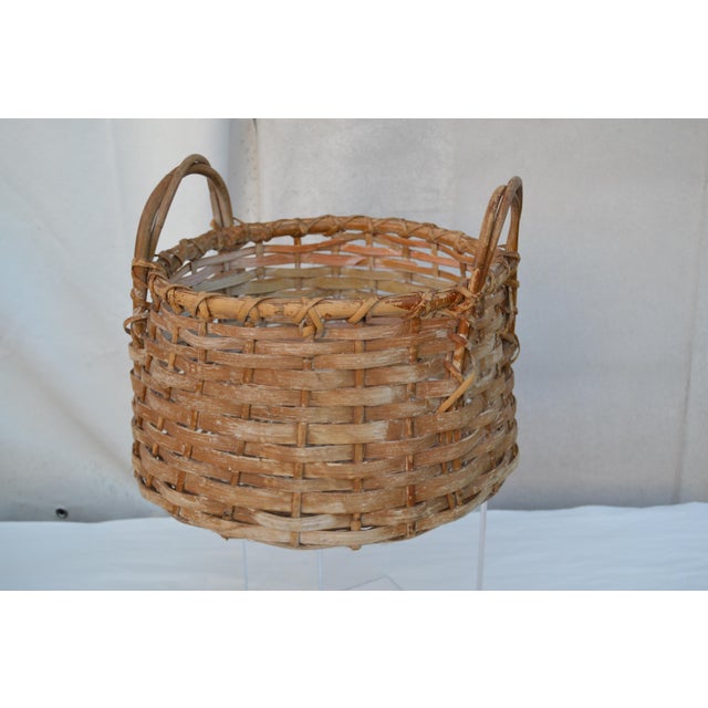 Large Primitive Ash Working Farm Basket With Double Bentwood Handles For Sale - Image 4 of 7