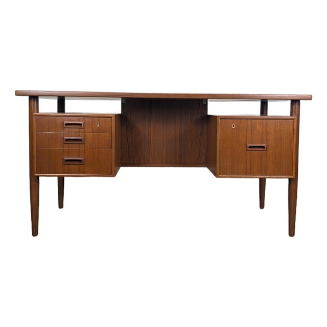 1960s Danish Modern Floating Top Teak Desk Attributed to Johannes Sorth for Bornholm Møbelfabrik For Sale