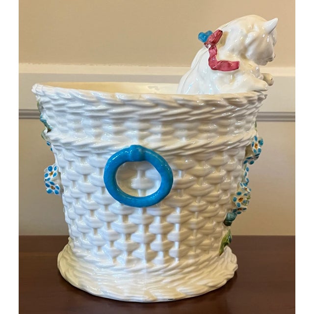 White Antique 19th Century English Porcelain Cachepot Jardiniere With Basketweave Design and Two Cats Peeking Out by Thomas Goode London For Sale - Image 8 of 11