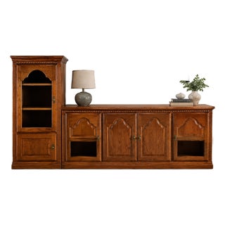 Vintage Custom-Built Oak Entertainment Console & Display Cabinet For Sale
