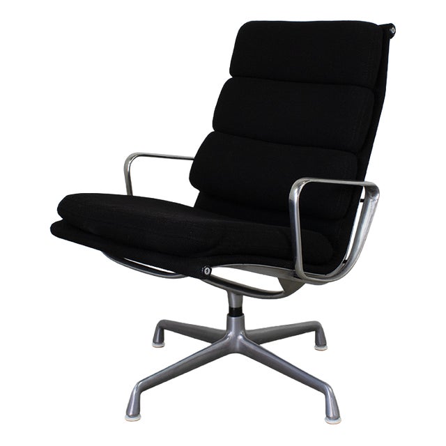 EA 216 Softpad Lounge Chair by Charles & Ray Eames for Herman Miller, 1979 For Sale