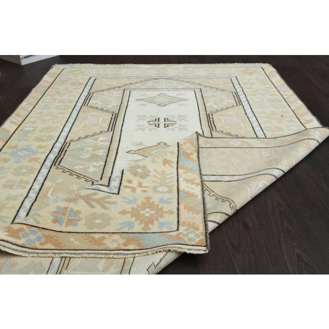 1970s Vintage Turkish Oushak Handmade Wool Cotton Beige Area Rug For Sale - Image 10 of 12