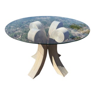 Late 20th Century Scroll Pencil Reed Round Dining Table For Sale