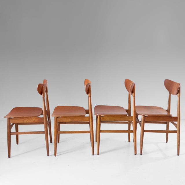 Mid-Century Modern Scandinavian Wood Dining Chairs in the the style of Hans J. Wegner, 1960s, Set of 4 For Sale - Image 3 of 14
