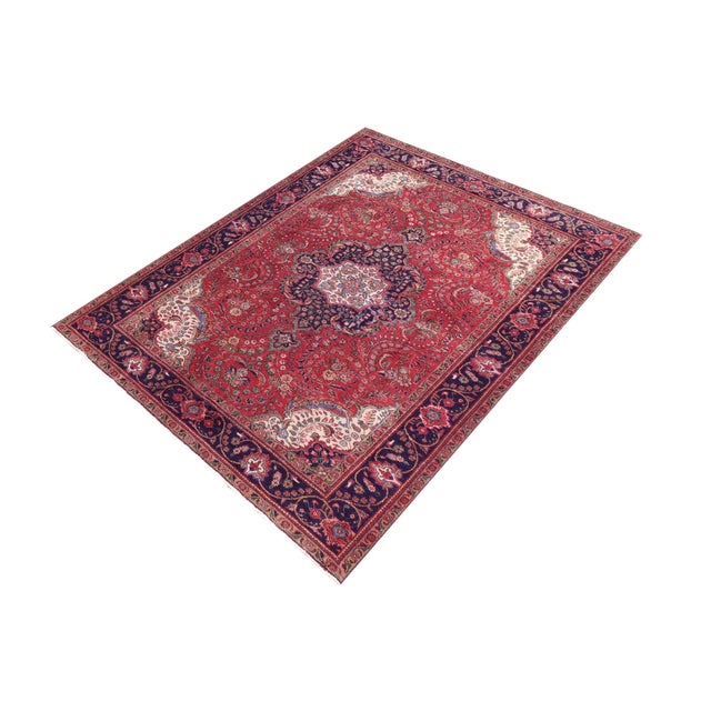 Shabby Chic Vintage Retro Kashan Red/Blue Wool Rug - 6'11'' X 9'11'' For Sale - Image 3 of 10