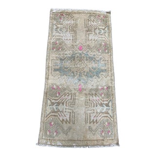 Turkish Yastik Rug 1'5" x 2'10" For Sale