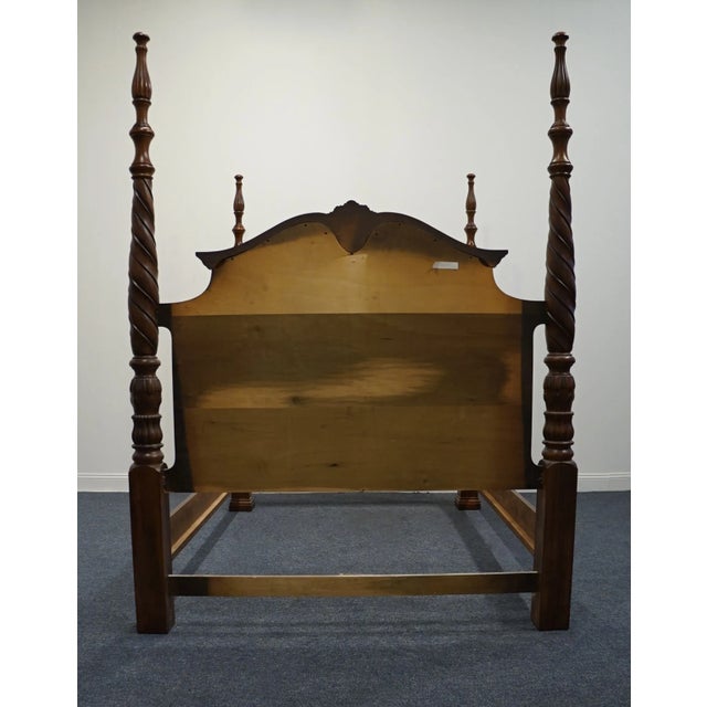 Thomasville Impressions Trafalgar Square Collection Contemporary Traditional Queen Size Four Poster Bed 36511-475 For Sale - Image 9 of 12