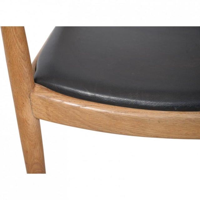 Wood JH503 The Chair in Oak and Black Leather by Hans Wegner, 1960s For Sale - Image 7 of 18