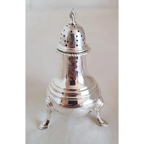 Georgian Sterling Silver Cruet from Edward Barnard & Sons, 1937, Set of 3 For Sale - Image 4 of 18