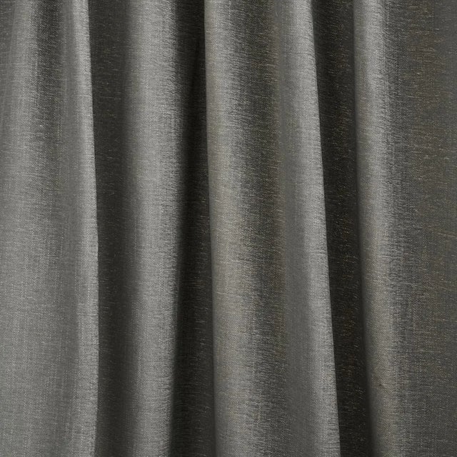 Transitional Sample - Schumacher Dean Indoor/ Outdoor Fabric in Grey For Sale - Image 3 of 4