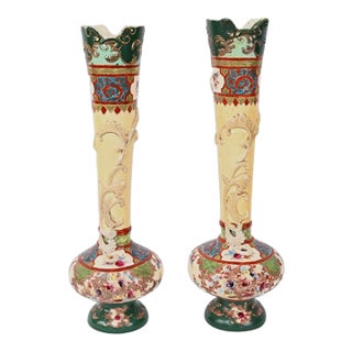 Pair of Japanese Imperial Meiji Period Porcelain Vases For Sale