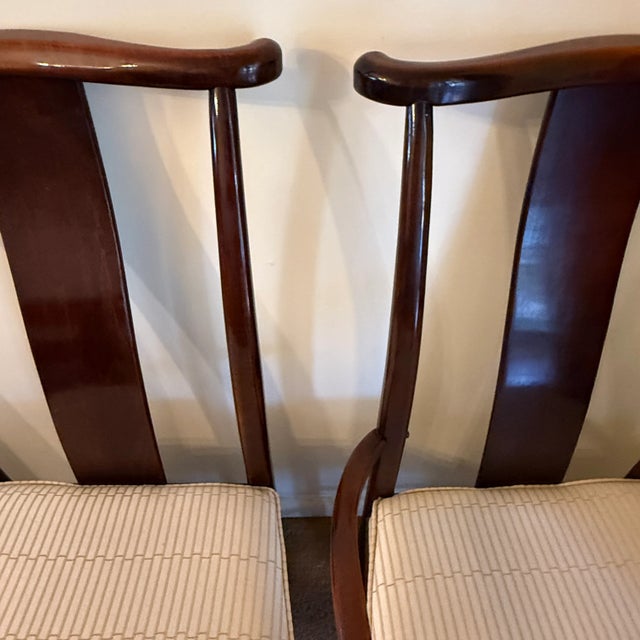 Vintage American of Martinsville Dining Table & 10 Chairs Mid to late 20th century dining set from one of the finest...