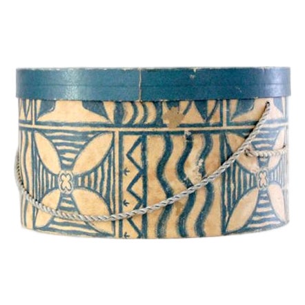 Mid-Century Patterned Hat Box For Sale