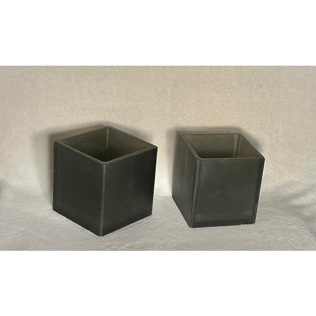 Mid-Century Modern Pair Vintage Martha Sturdy Resin Cube Charcoal Grey Vases For Sale - Image 3 of 12