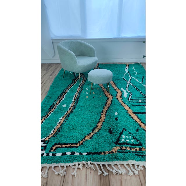 Handmade Moroccan Beni Ourain Rug, Emerald Green Abstract, 9'7" X 6'9" For Sale - Image 4 of 15