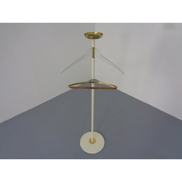 Valet Stand in Brass & Acrylic Glass & Leather from Vereinigte Werkstätten, Germany, 1950s For Sale - Image 17 of 17