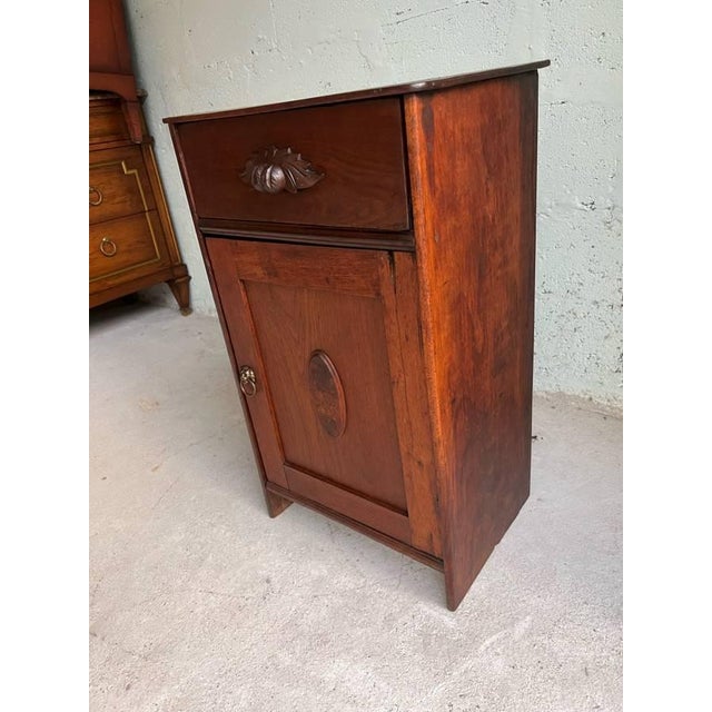 Antique Victorian Style Walnut Nightstand, End Table For Sale - Image 4 of 10