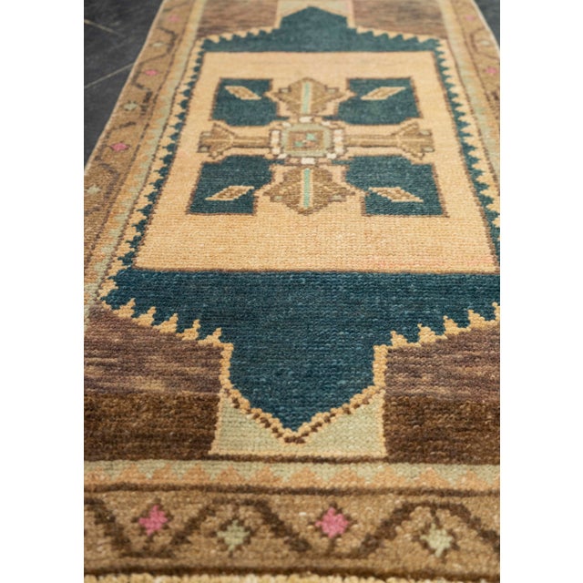 Turkish Turkish Mini Rug Oriental Hand Knotted Vintage Rug 1'7" x 3' #21243 For Sale - Image 3 of 8
