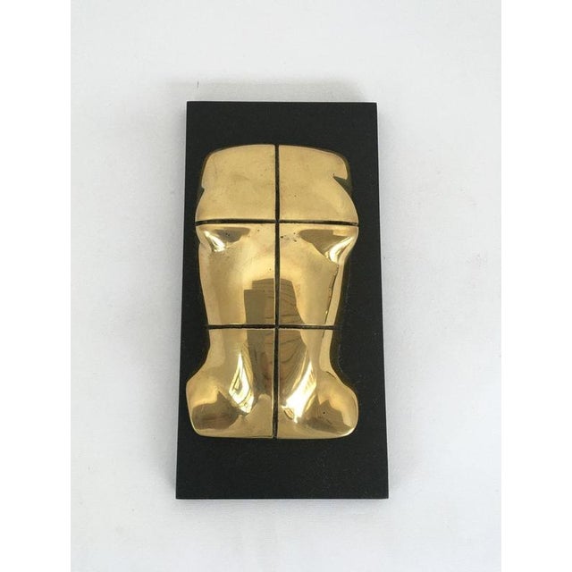 This artwork was created by the artist Jiro Sugawara, the title is "Male horizon" Every sculpture is completed with the...