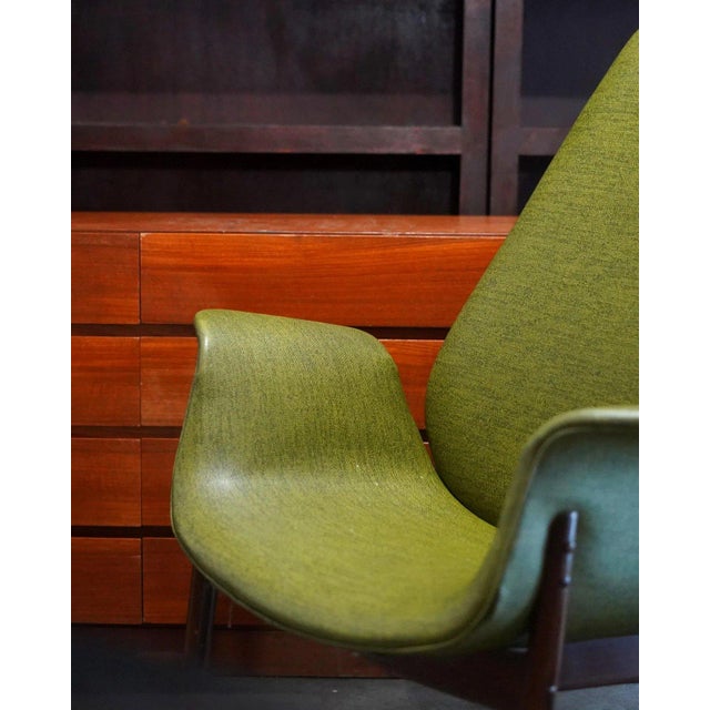 Vintage Adrian Pearsall for Craft Associates Sculptural Green Vinyl Lounge Chair | Mid-Century Modern For Sale - Image 9 of 10