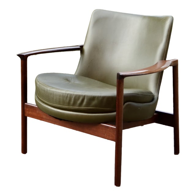 Olive Leather Lounge Chair by Ib Kofod Larsen for Fröscher Sitform, 1976 For Sale
