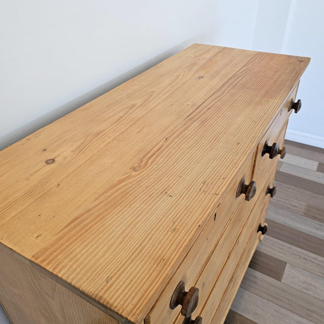 Antique English Pine Chest of Drawers / Dresser - Circa 1870 For Sale - Image 10 of 17