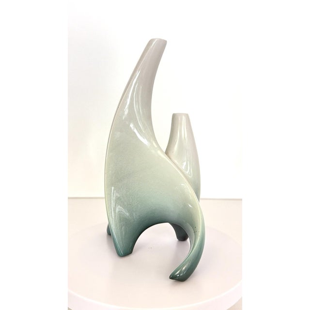 White and Green Ceramic Flower Vase Sculpture attributed to Vibi, Turin, Italy, 1950s For Sale - Image 4 of 16