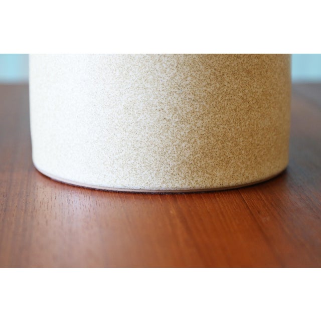 1960s Gordon and Jane Martz M170 Lamp for Marshall Studios Yellow Tan Engravings 31" For Sale - Image 10 of 15