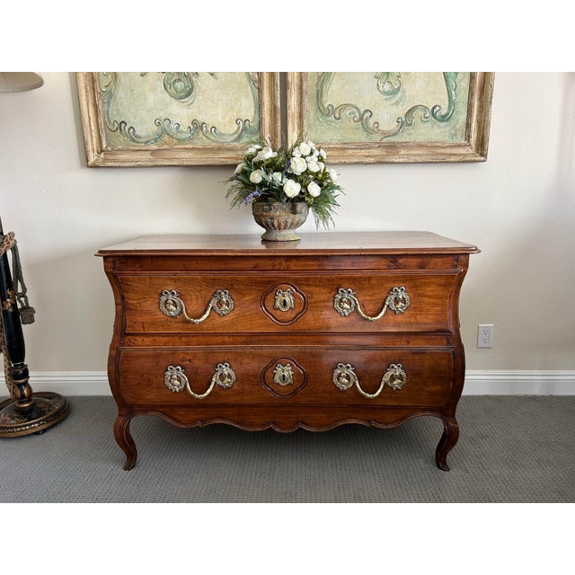 Walnut chest of drawers, early 18th century, original hardware and locks, from my personal collection & truly my best...