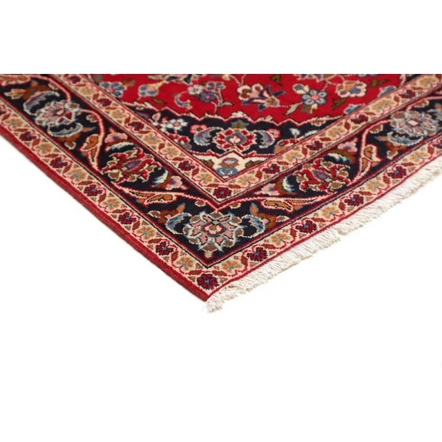 Kashan Rug in Hand-Knotted Wool For Sale - Image 5 of 11