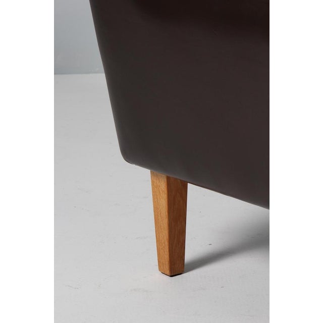 V11A Lounge Chair by Illum Wikkelsoe for Holger Christensen, 1960s For Sale - Image 6 of 9