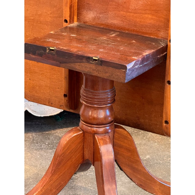 19th Century 19th Century English Mahogany Tilt-Top Breakfast Table For Sale - Image 5 of 14